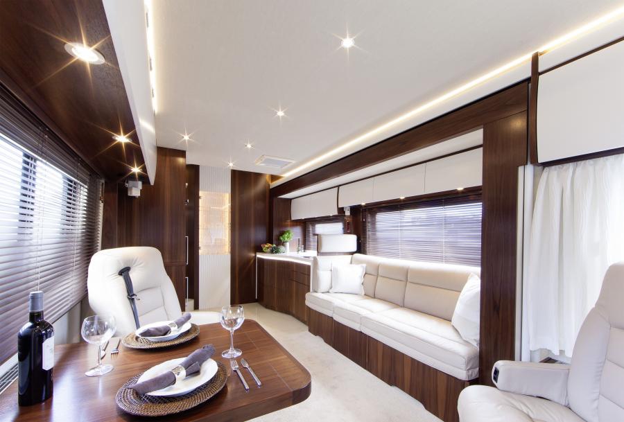 Интерьер Vario Perfect 1100 SH 2011 года  (фото 6 из 9)